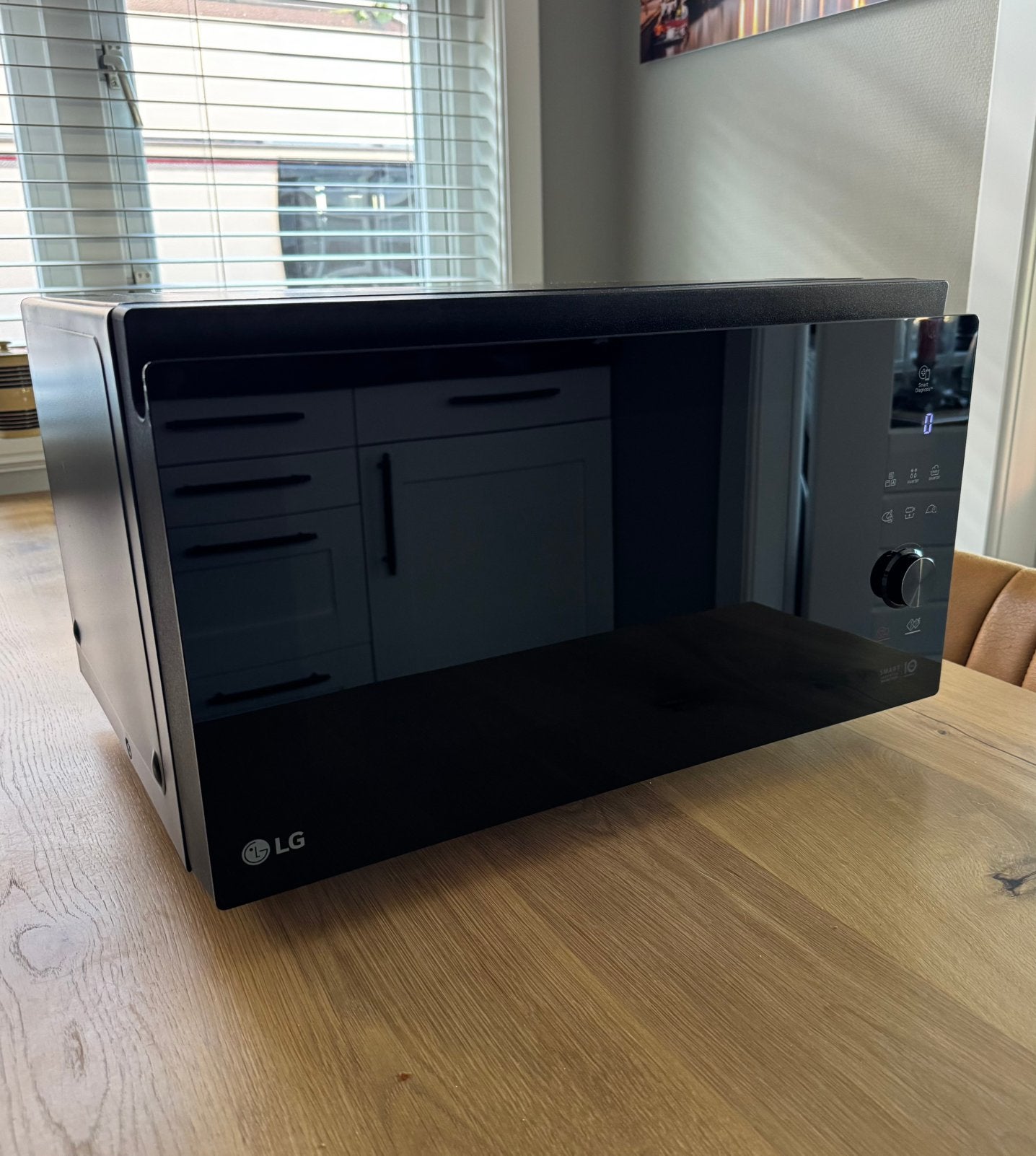 LG vrijstaande combimagnetron 39L- zo goed als nieuw, Ophalen, Combimagnetron, Zo goed als nieuw, Draaiplateau