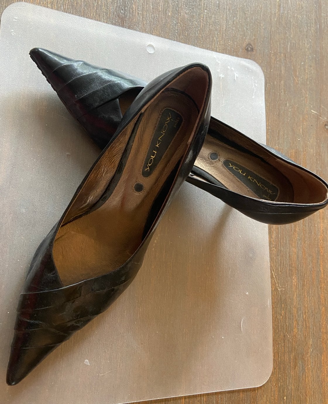 Zwarte lederen YOU KNOW pumps - Maat 41, Kleding | Dames, Ophalen of Verzenden, Gedragen, Zwart, Pumps