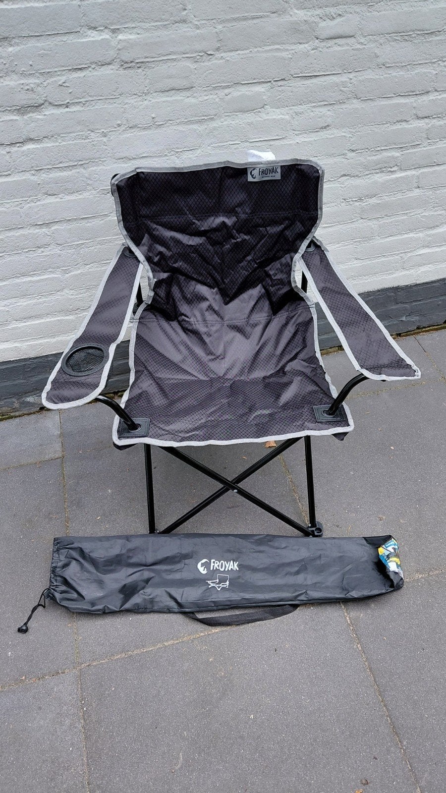 Opvouwbare kampeerstoel zwart - Max 110 kg, Ophalen of Verzenden, Nieuw, Campingstoel