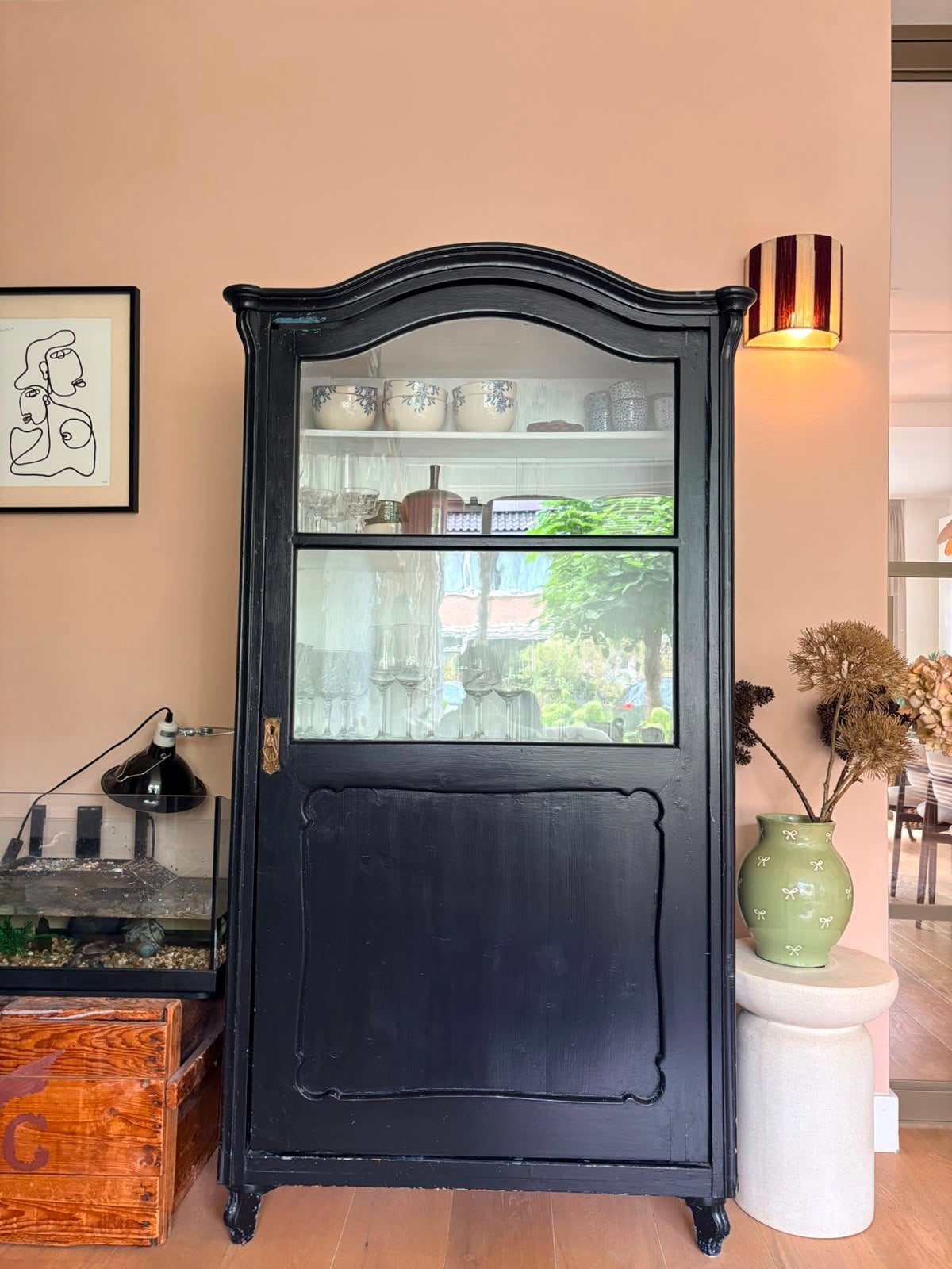 Houten vintage kast vitrine, Ophalen, Zo goed als nieuw, 25 tot 50 cm