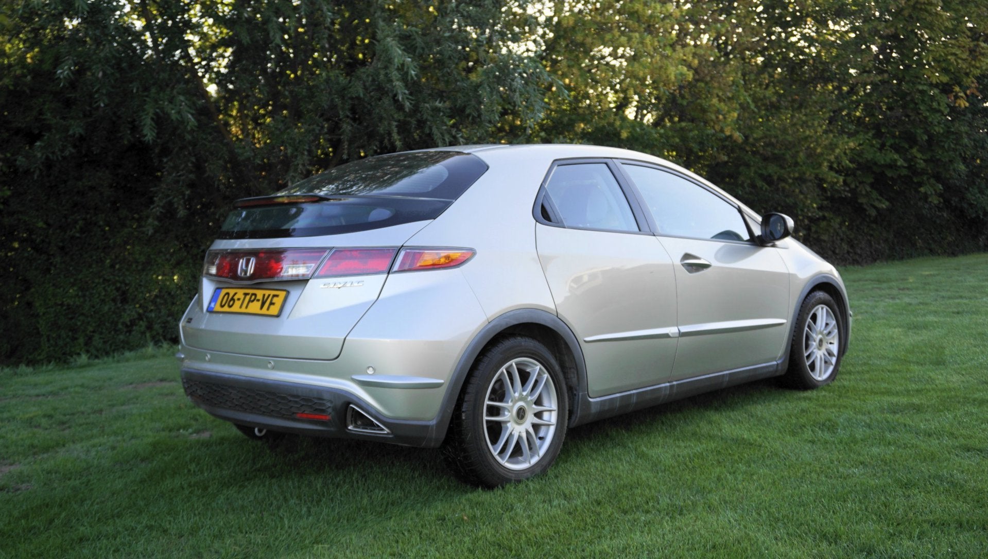 Honda Civic 1.8 Executive 68199 KM 1e eigenaar, Auto's, Voorwielaandrijving, 15 km/l, Gebruikt, 4 cilinders
