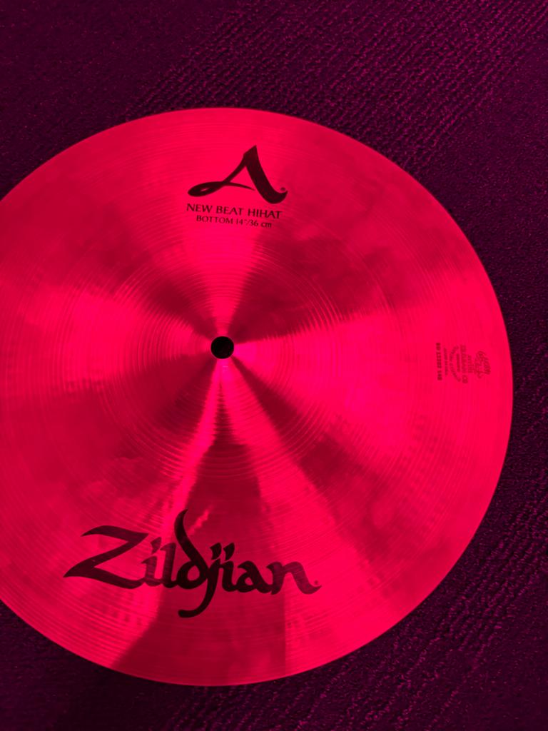 Zildjian A New Beat Hihat 14 inch / 36 cm, Ophalen of Verzenden, Zo goed als nieuw, Overige merken