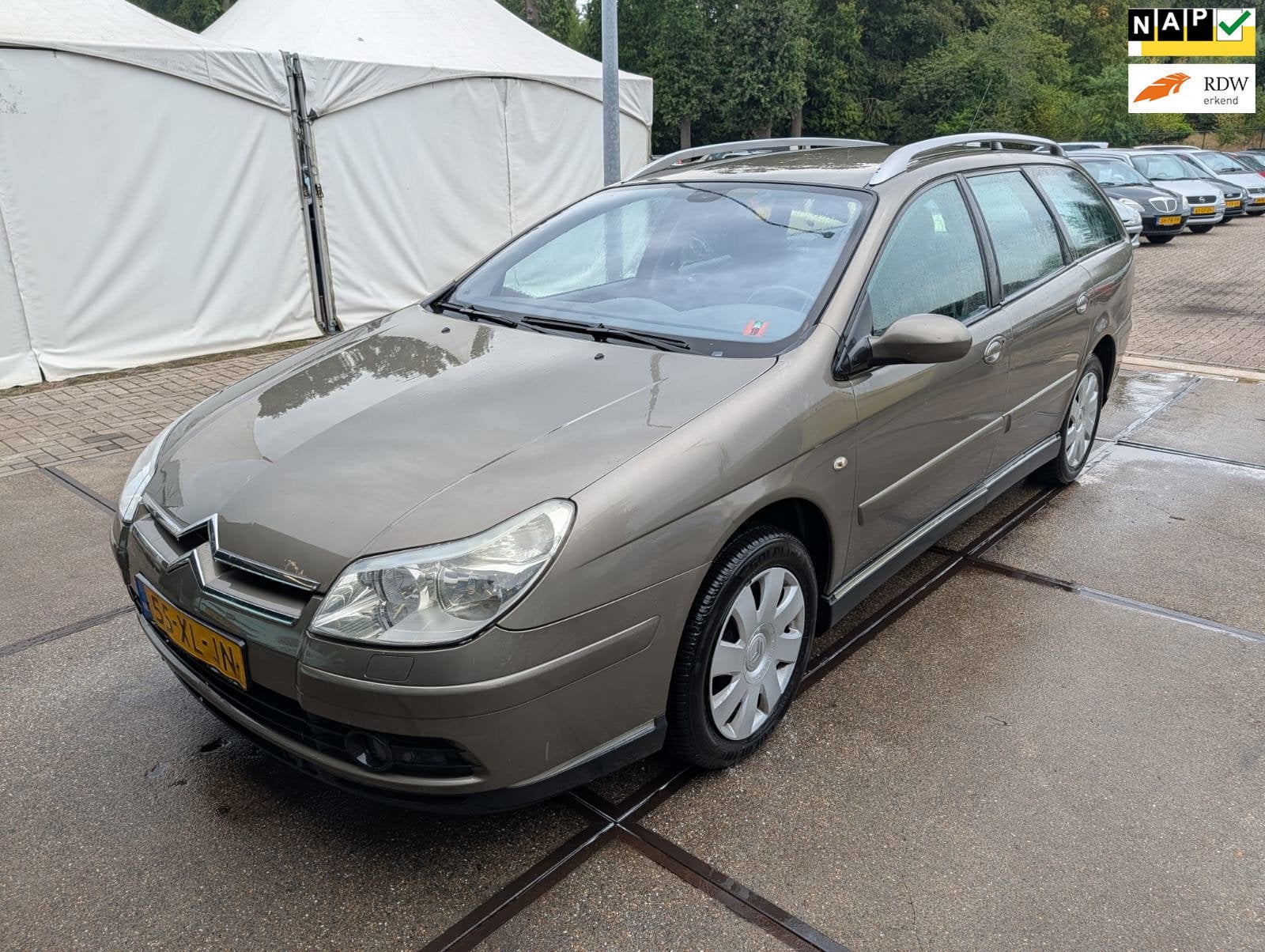 Citroen C5 Break 1.8-16V Cool Tech APK 12-2026 koppeling nie, Auto's, Citroën, 125 pk, Gebruikt, 4 cilinders, Bruin