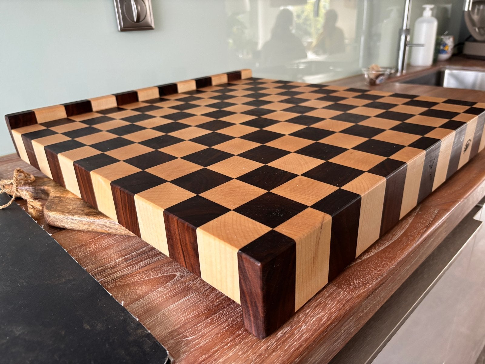 Snijplank - Schaakbord motief - Noten en Ahorn of witte beuk, Hout, Snij-/serveerplank, Ophalen of Verzenden, Zo goed als nieuw