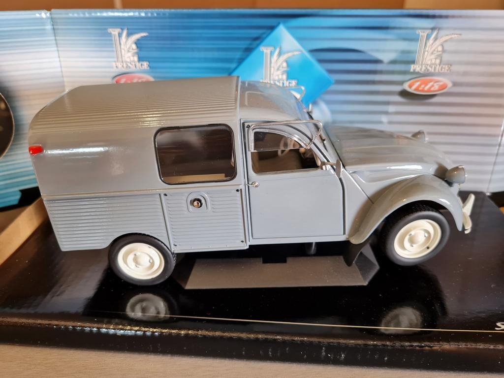 1:18 Citroën 2CV Camionnette Bestel Eend Solido, Hobby en Vrije tijd, Modelauto's | 1:18, Ophalen of Verzenden, Zo goed als nieuw