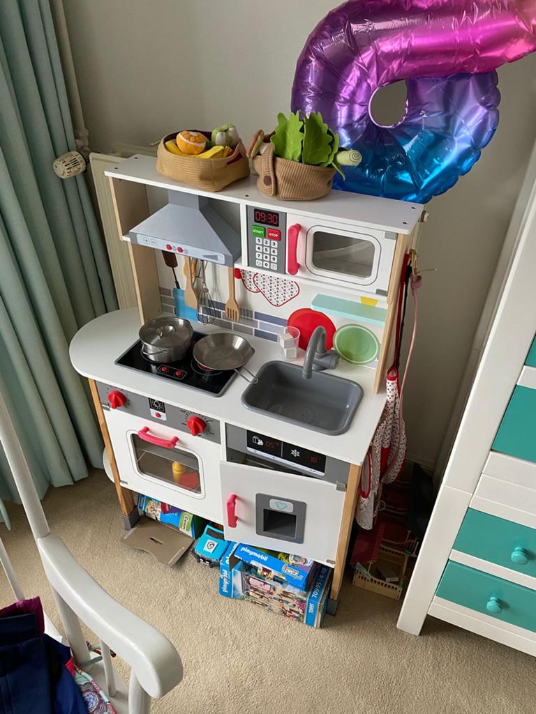Lidl speelgoedkeuken met accessoires en extra producten, Ophalen, Zo goed als nieuw, Hout, Speelkeuken