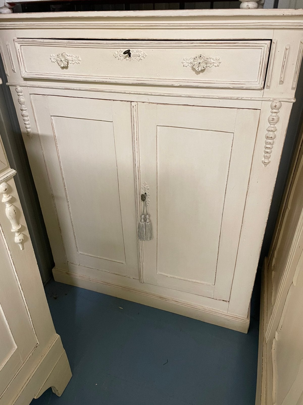 Oude brocante dressoir tv kast, Huis en Inrichting, Kasten | Overige, Ophalen, Gebruikt