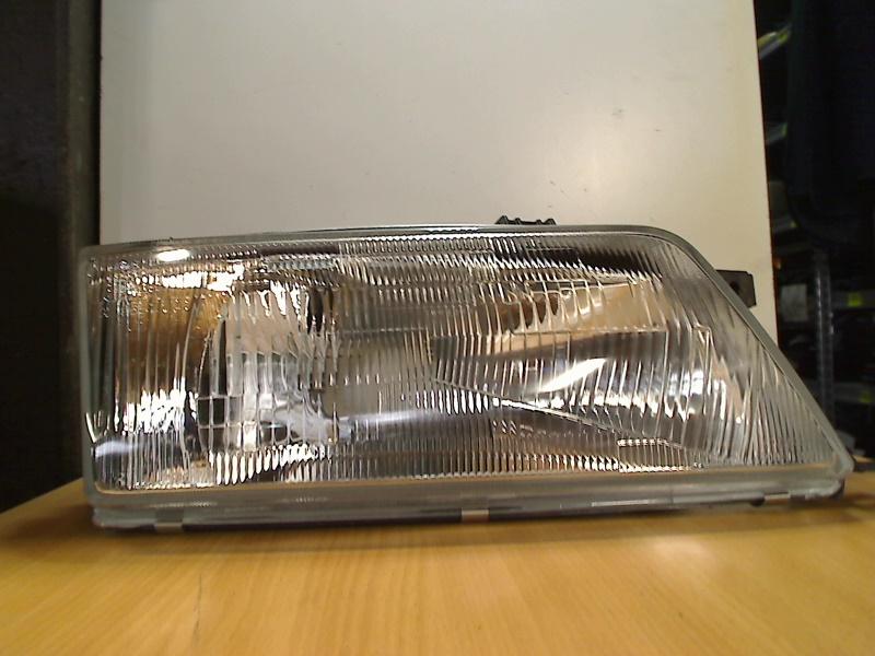 Koplamp Rechts Suzuki Baleno (GA/GB) (1995-07/2002-05), Auto-onderdelen, Gebruikt, Suzuki Deutschland GmbH, Kontakt@suzuki.de