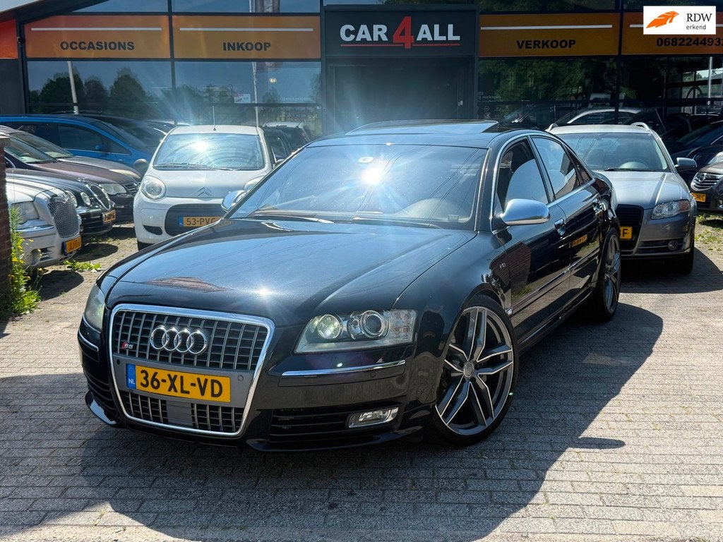 Audi S8 5.2 KERAMISCH/B&O 3D/CARBON/LUCHTVERING/SCHUIFDAK/AP, Auto's, Audi, Automaat, Stof, Gebruikt, Zwart