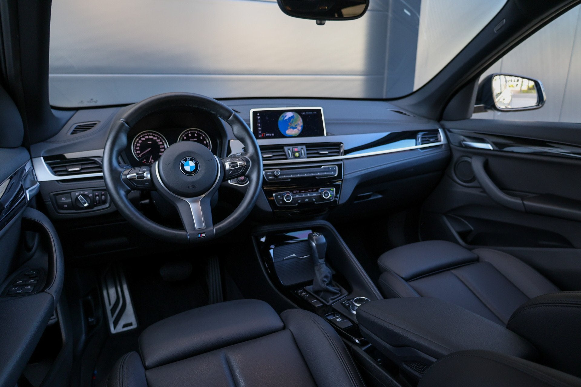 Foto 4 van BMW X1 xDrive25e eDrive Edition | M-SPORT | LEDER | LED | ST