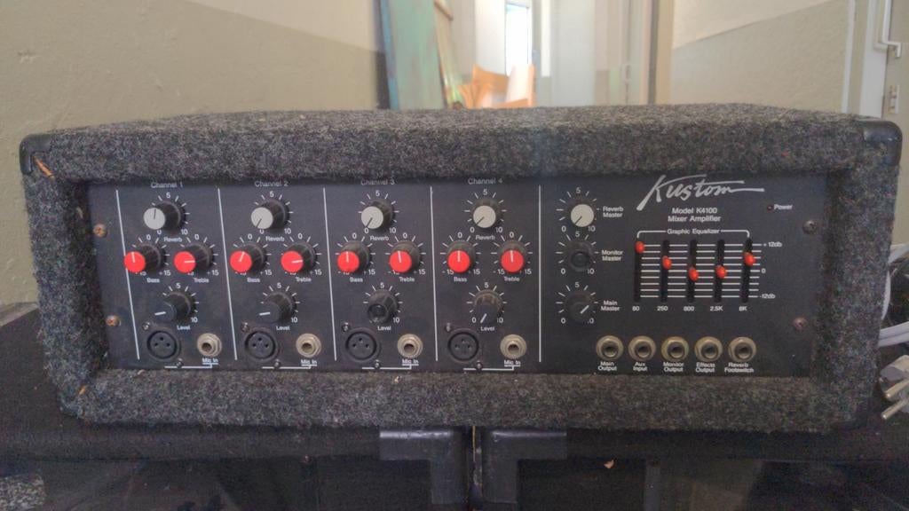 Kustom K4100 Mixer/Versterker - 100 Watt MOSFET, Ophalen, Gebruikt, Minder dan 500 watt, P.A.