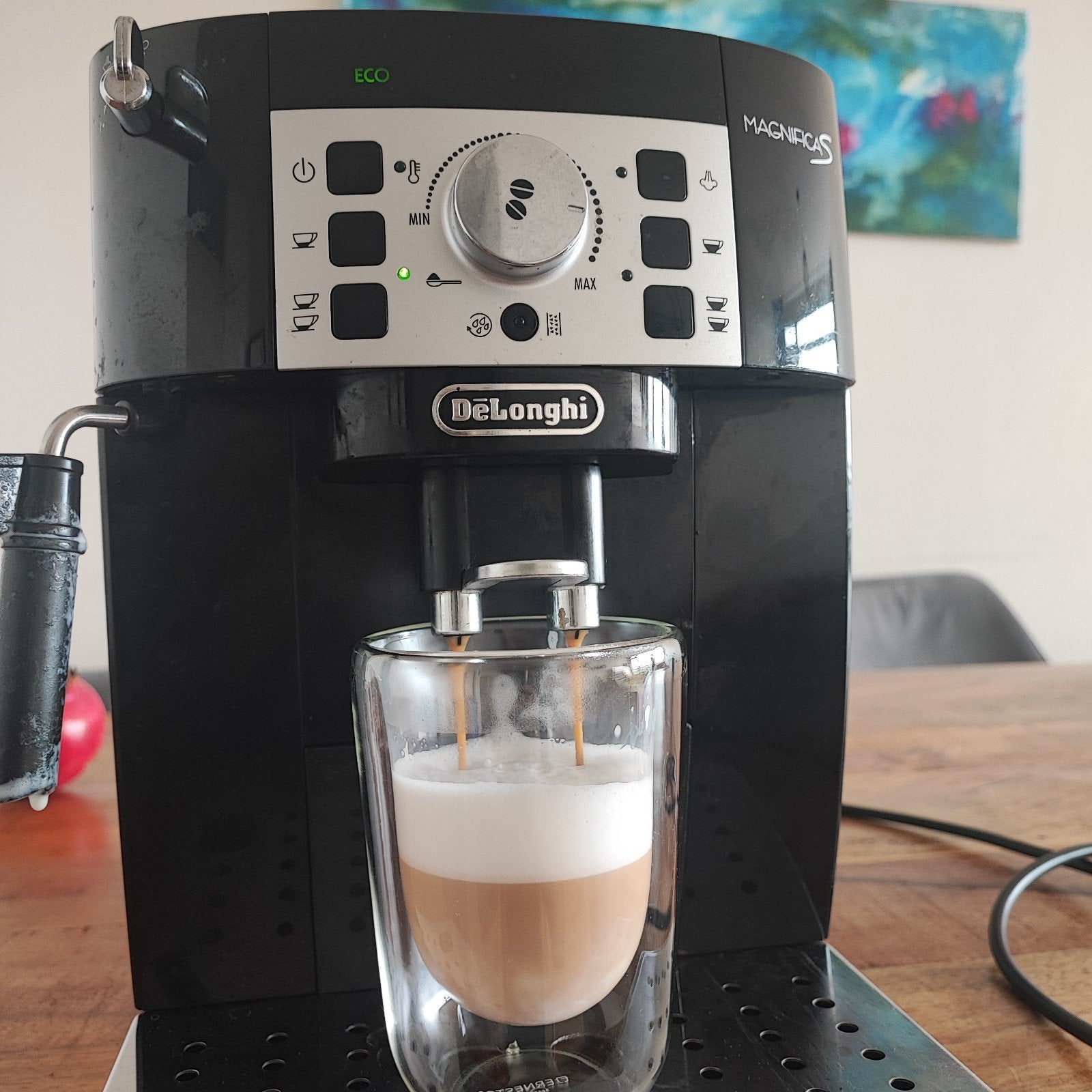 Foto 3 van De'Longhi Magnifica S volautomatische espressomachine