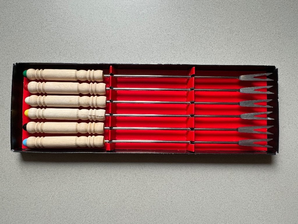 Fonduevorken houten handvat/gekleurde stip 6 stuks, Ophalen, Nieuw, Fondue-accessoires