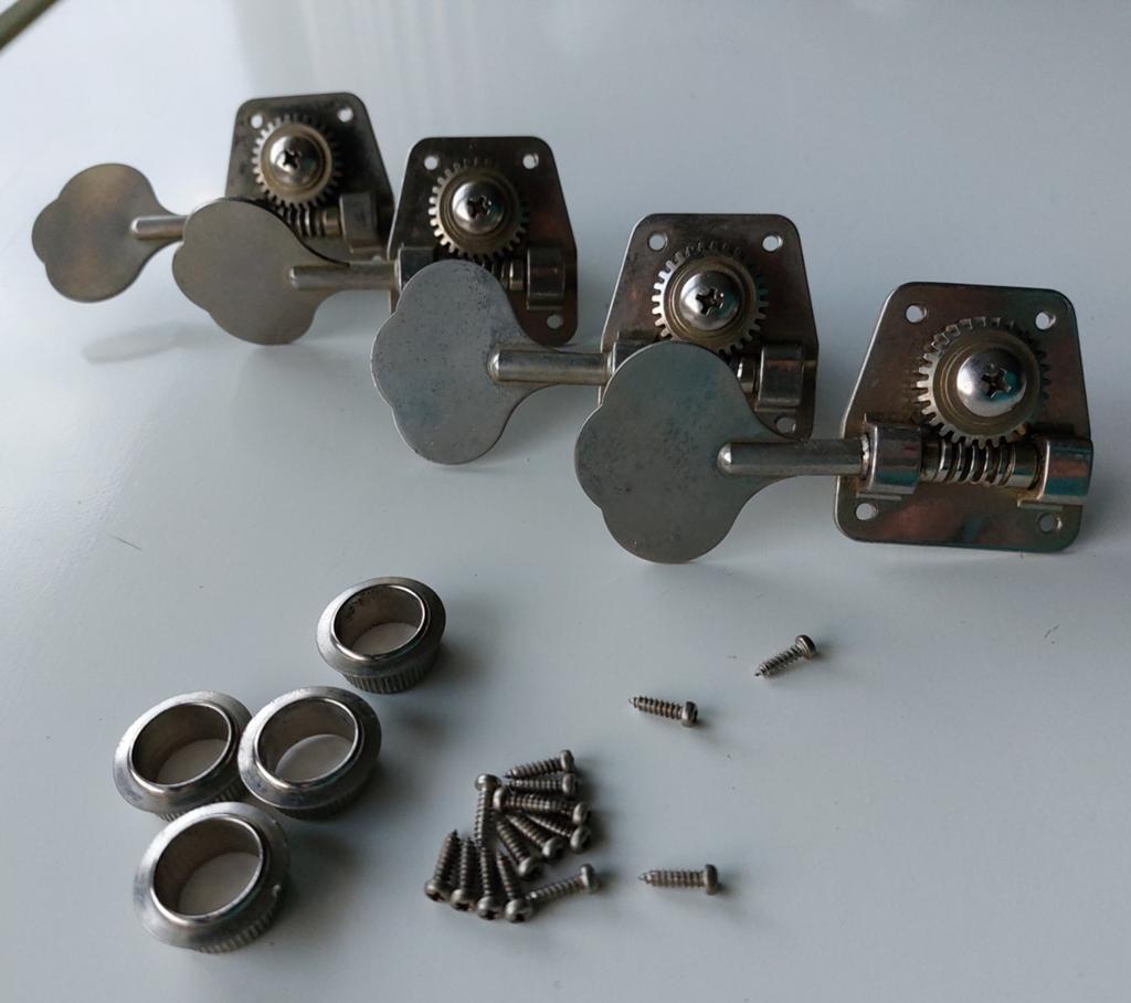 ESP Japan basgitaar tuners stemmechanieken jaren '80, Muziek en Instrumenten, Ophalen of Verzenden, Gebruikt, Elektrische basgitaar