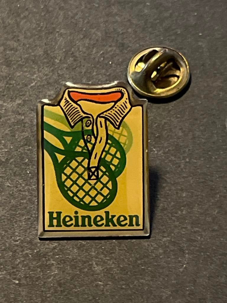 Heineken Bier Pin - Tennis Shirt Design, Verzamelen, Biermerken, Ophalen of Verzenden, Gebruikt, Overige typen, Heineken