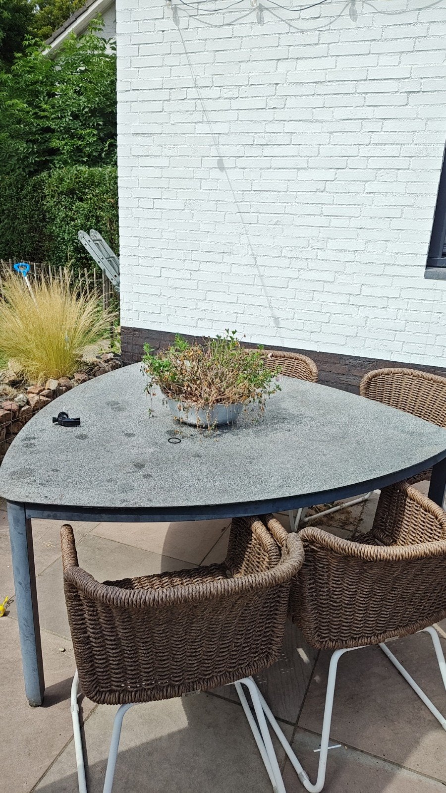 Unieke tuintafel driehoekig 160cm, Tuin en Terras, Ophalen, Gebruikt, Rechthoekig