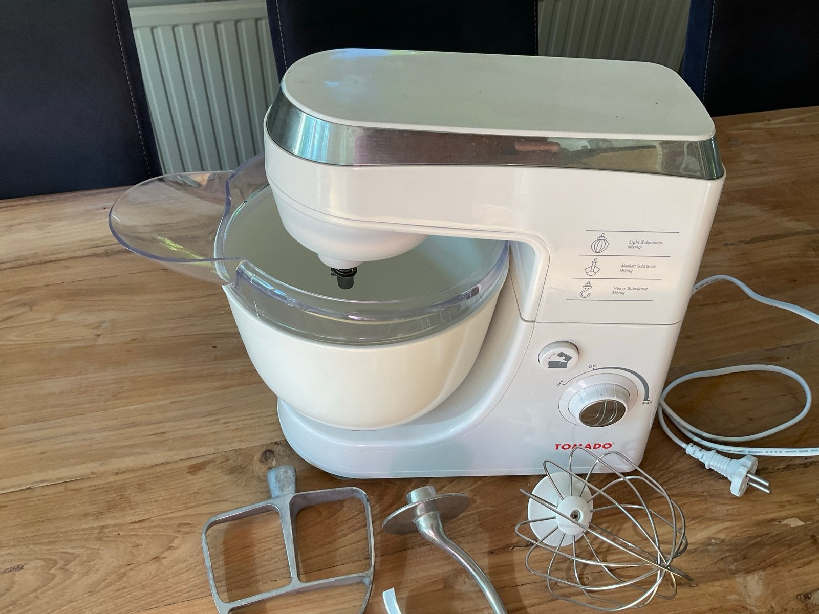 Tomado Keukenmachine met 3 snelheden en accessoires, 3 snelheden of meer, Ophalen of Verzenden, Zo goed als nieuw, 2 tot 3 liter