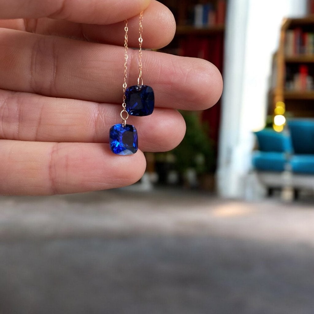 oorbellen 18K geelgoud saffier, Hangers, Blauw, Ophalen of Verzenden, Zo goed als nieuw