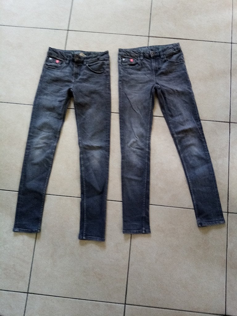 2 Garcia jeans maat 158, licht zwart/grijs, superslim fit, Broek, Ophalen of Verzenden, Zo goed als nieuw, Garcia
