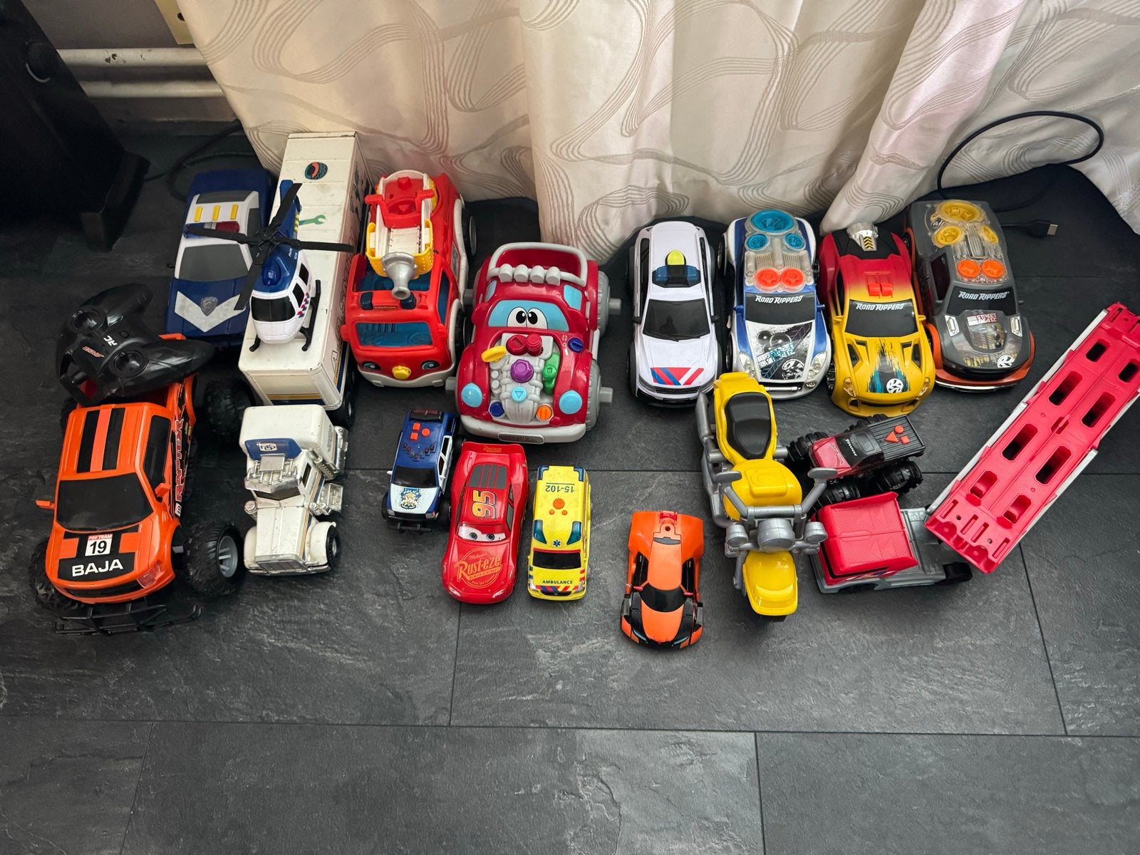 Grote collectie speelgoedauto's en voertuigen, Ophalen of Verzenden, Gebruikt, Afstandsbediening