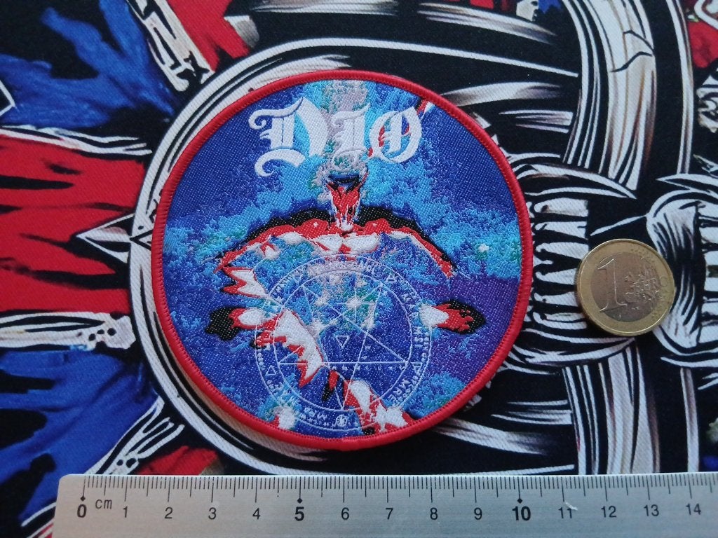 Dio vrij  mooie patch 62 limited edition rode border, Verzamelen, Ophalen of Verzenden, Nieuw, Kleding