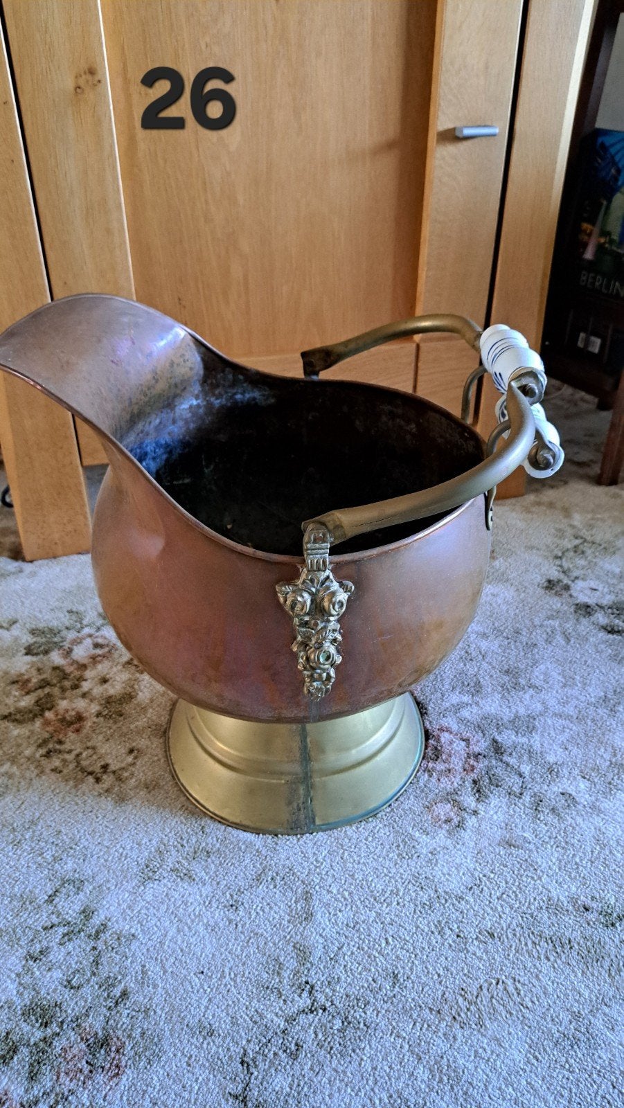 Antieke Koperen Kolenkit met Porseleinen Handvat, Antiek en Kunst, Ophalen of Verzenden
