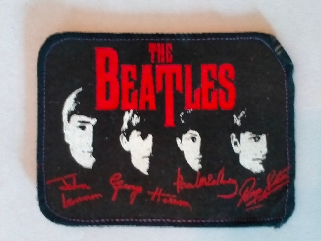 The Beatles John Lennon vintage pop muziek kleding embleem, Verzenden, Zo goed als nieuw, Kleding
