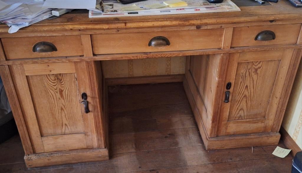 Gratis grenen bureau, Antiek en Kunst, Ophalen