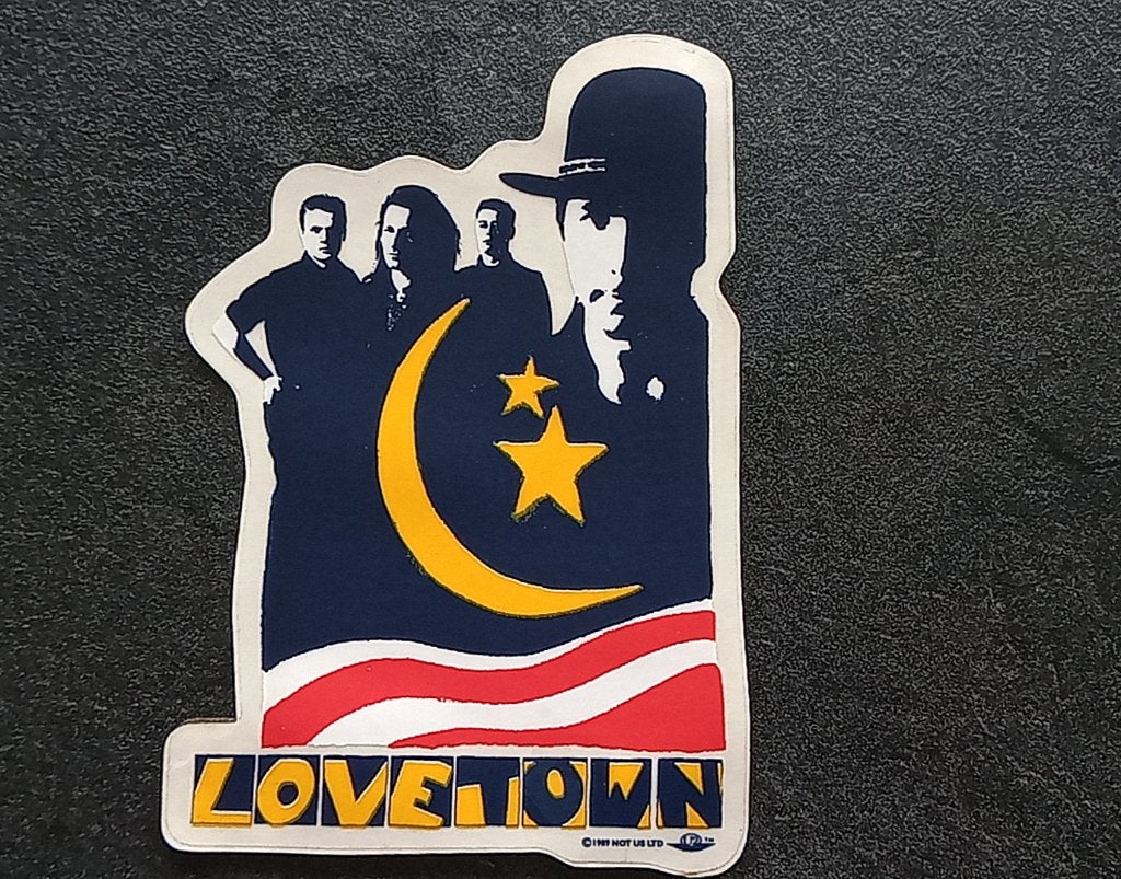 U2 mooie  vintage 1989 love town sticker 10 x 15 cm st34, Ophalen of Verzenden, Nieuw, Overige typen