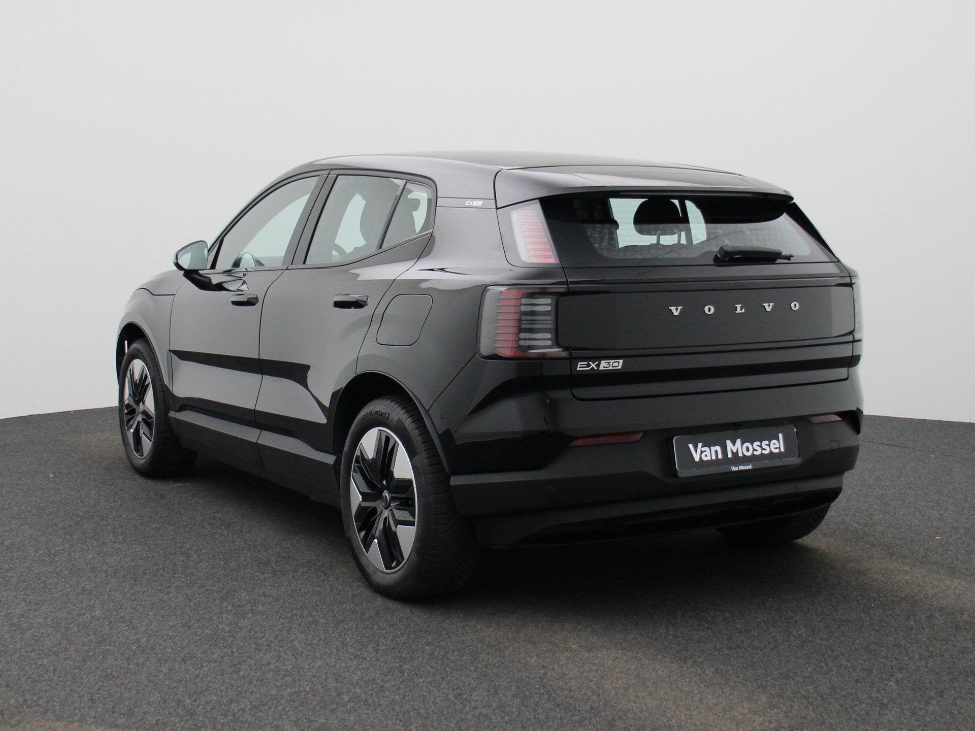 Volvo EX30 Single Motor Extended Range Core | APPLE CARPLAY, Auto's, Automaat, 12 maanden, Gebruikt, Zwart