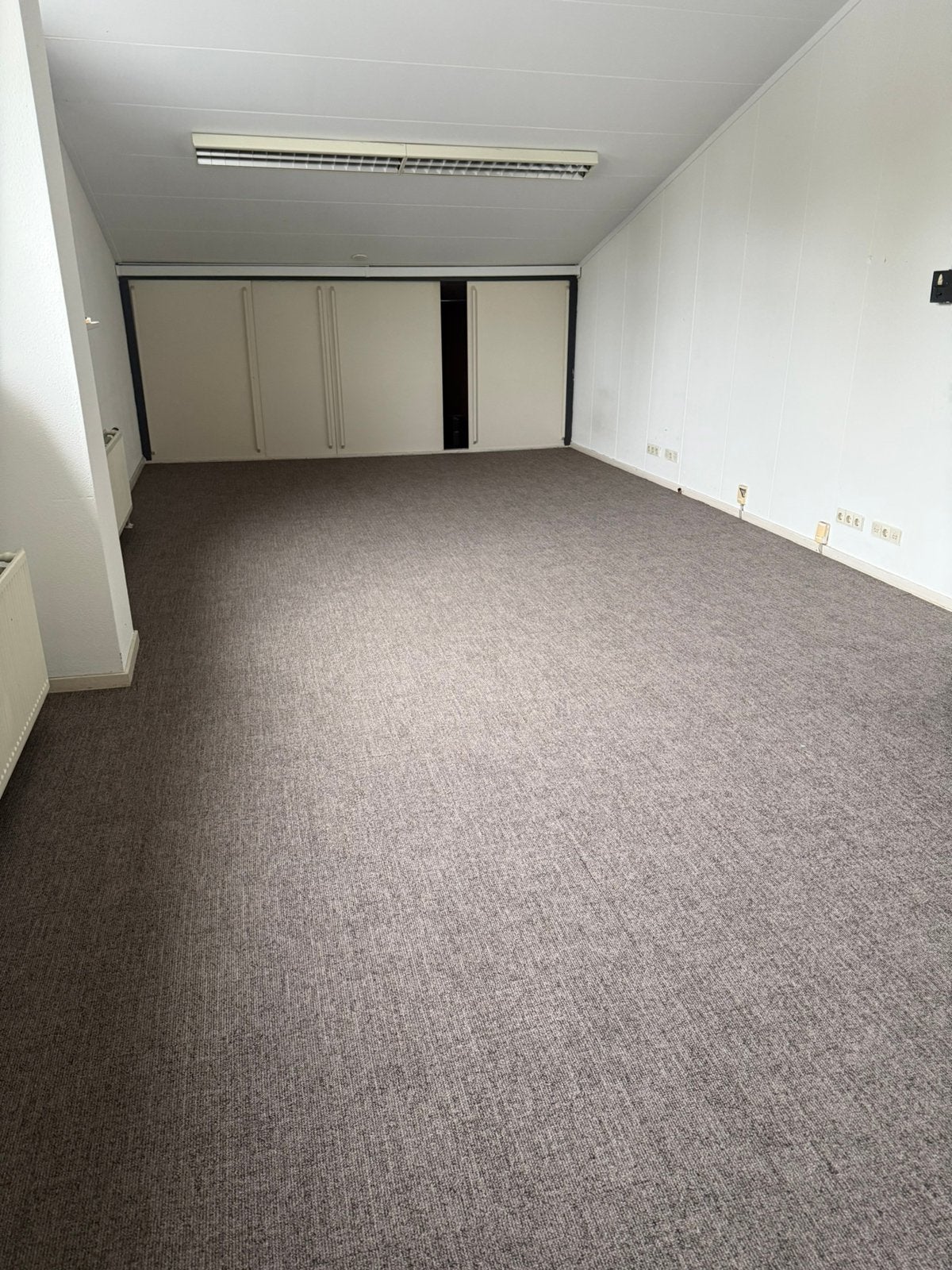 Ruime kamer 40 m2 te huur, Huizen en Kamers, S-Hertogenbosch