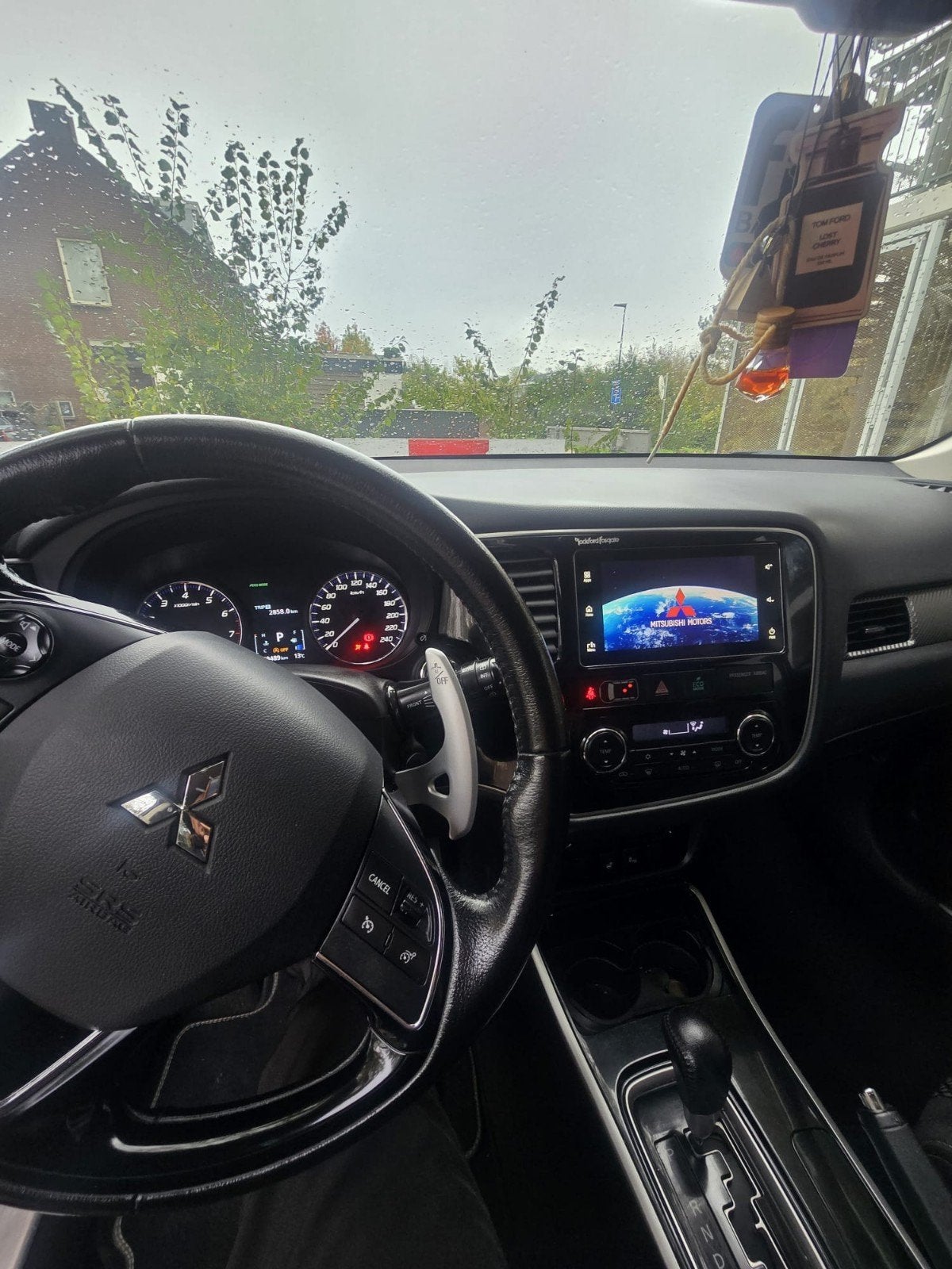 Mitsubishi Outlander 2.0 MPI 2WD CVT 2017 Rood, Auto's, 1998 cc, Outlander, 4 cilinders, 1435 kg
