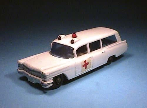 Cadillac ss ambulance, Matchbox nr.54, Ophalen of Verzenden, Gebruikt, Auto