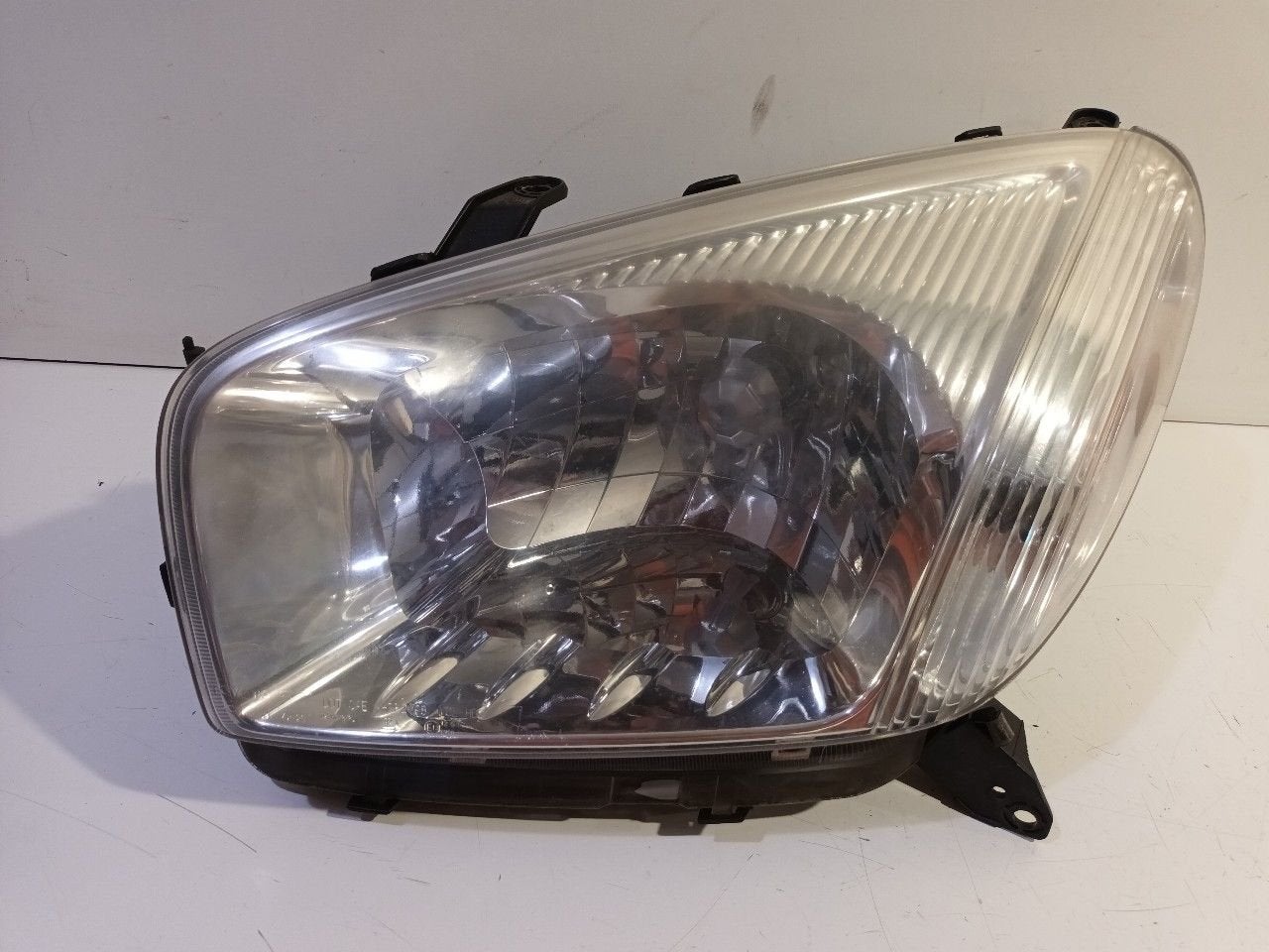 Koplamp links Toyota RAV4