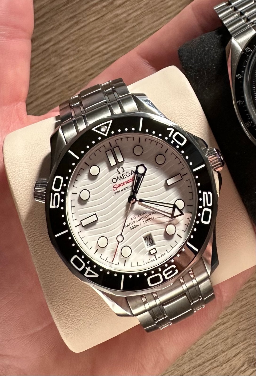 Omega Seamaster 300SMP (witte wijzerplaat) uit 2021, Ophalen, Staal, Gebruikt, Staal