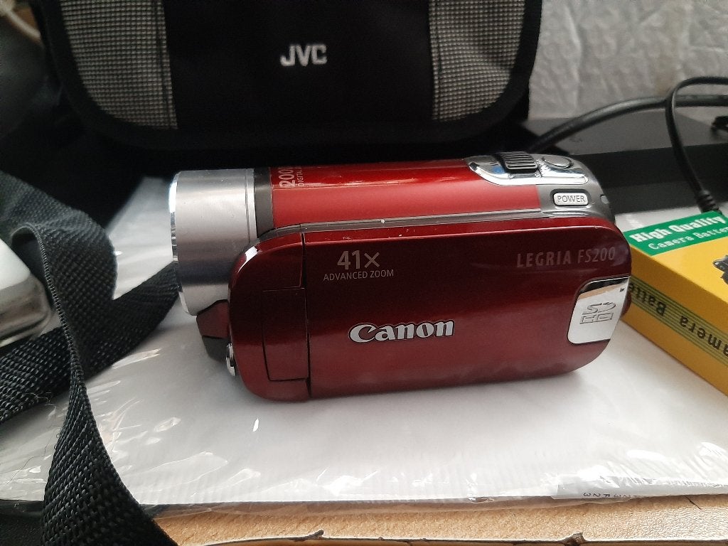Canon LEGRIA FS200 SD Camcorder, Gebruikt, Canon, 20x of meer, Ophalen of Verzenden