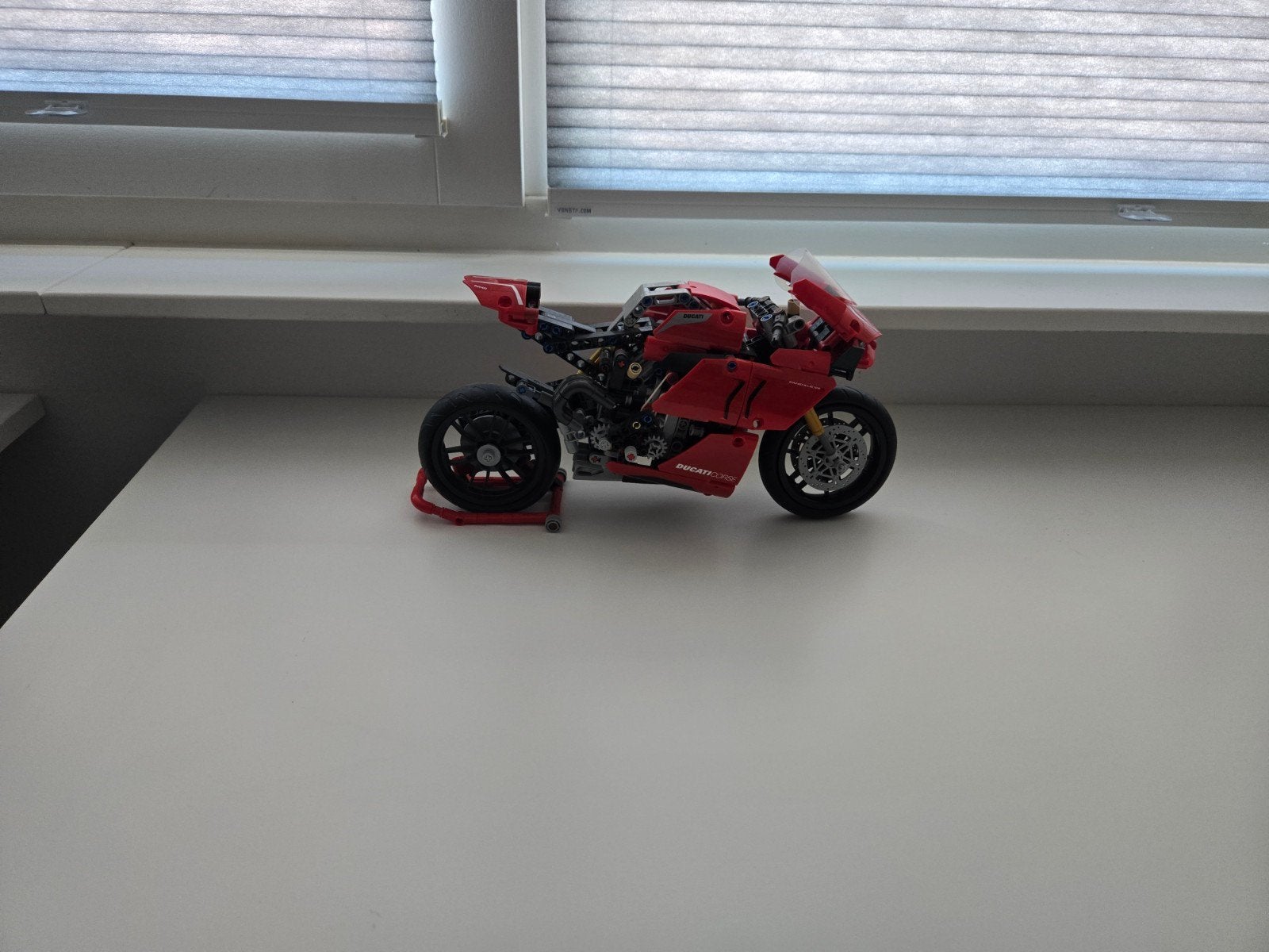 Lego Technic Ducati Panigale V4 R, Ophalen, Zo goed als nieuw, Overige merken
