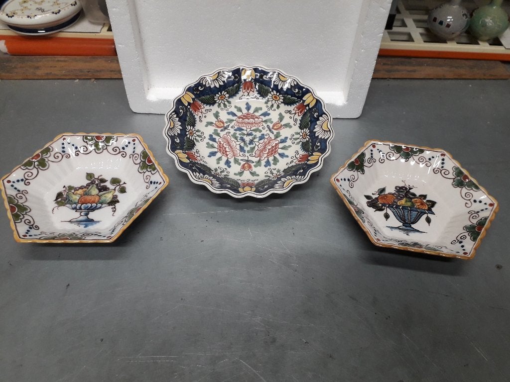 3 VINTAGE MAKKUM WANDSCHOTELS vaste prijs 12,50 E, Antiek en Kunst, Ophalen of Verzenden