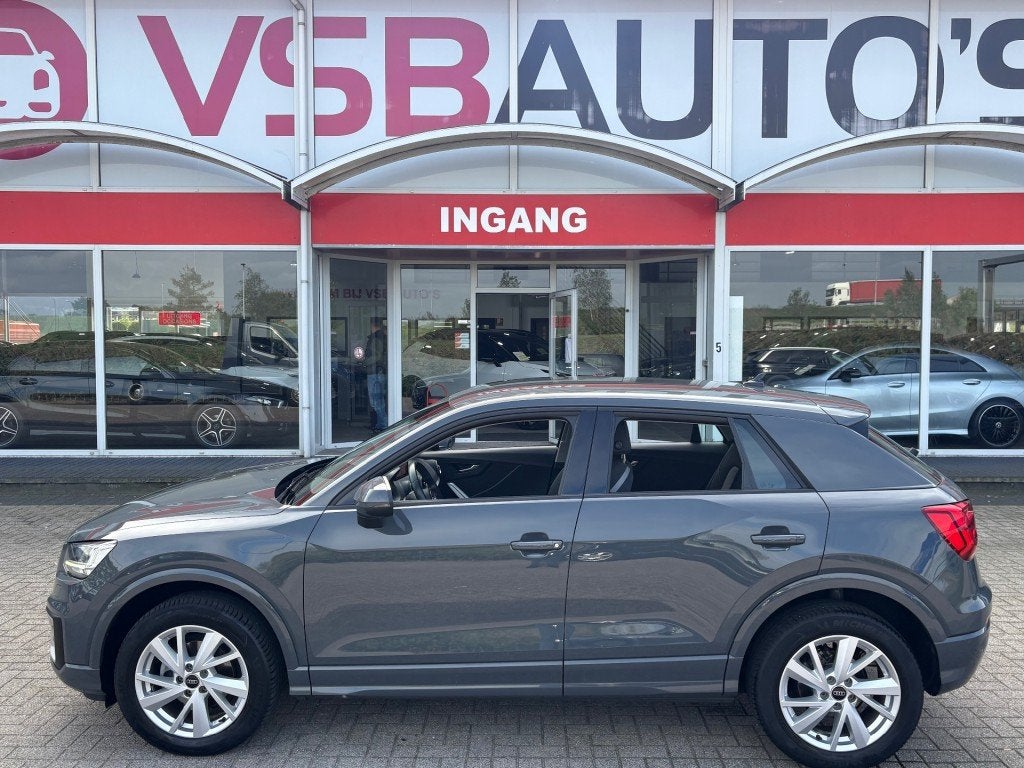 Audi Q2 (1.5) 35 TFSI 150PK AUT. S-EDITION NARDO-GREY LED TR, Auto's, Automaat, 4 cilinders, Bedrijf, 19 km/l