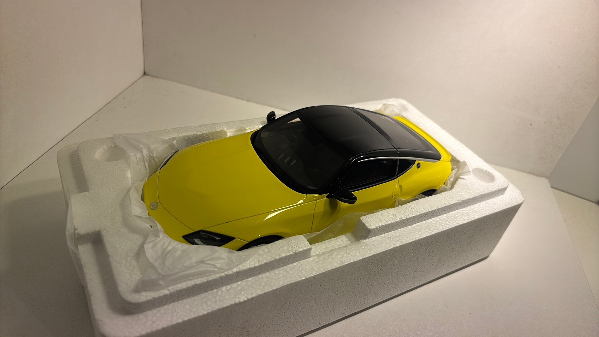 Nissan fairlady z version st Kyosho 1.18, Ophalen of Verzenden, A, A, A