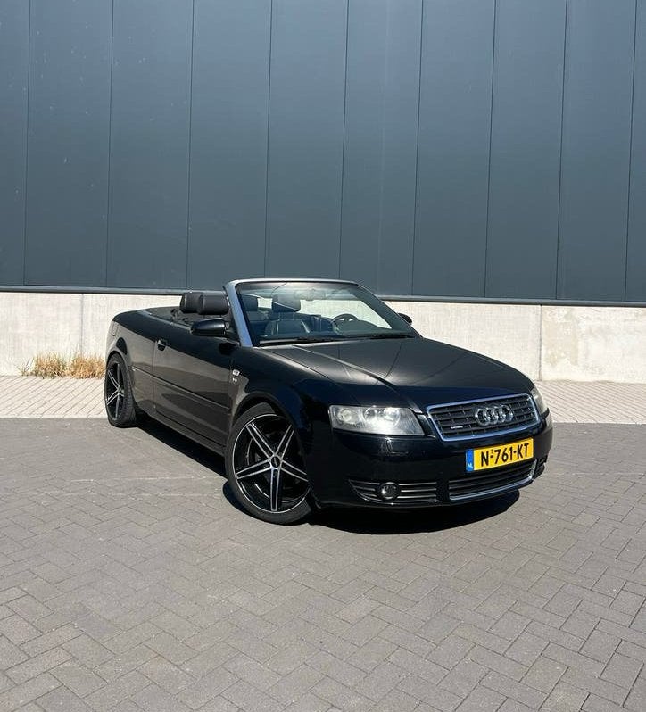 Audi A4, S4 cabrio 3.0 v6 Quattro S-line, Auto's, Audi, Automaat, Zwart, Cabriolet, 4 stoelen