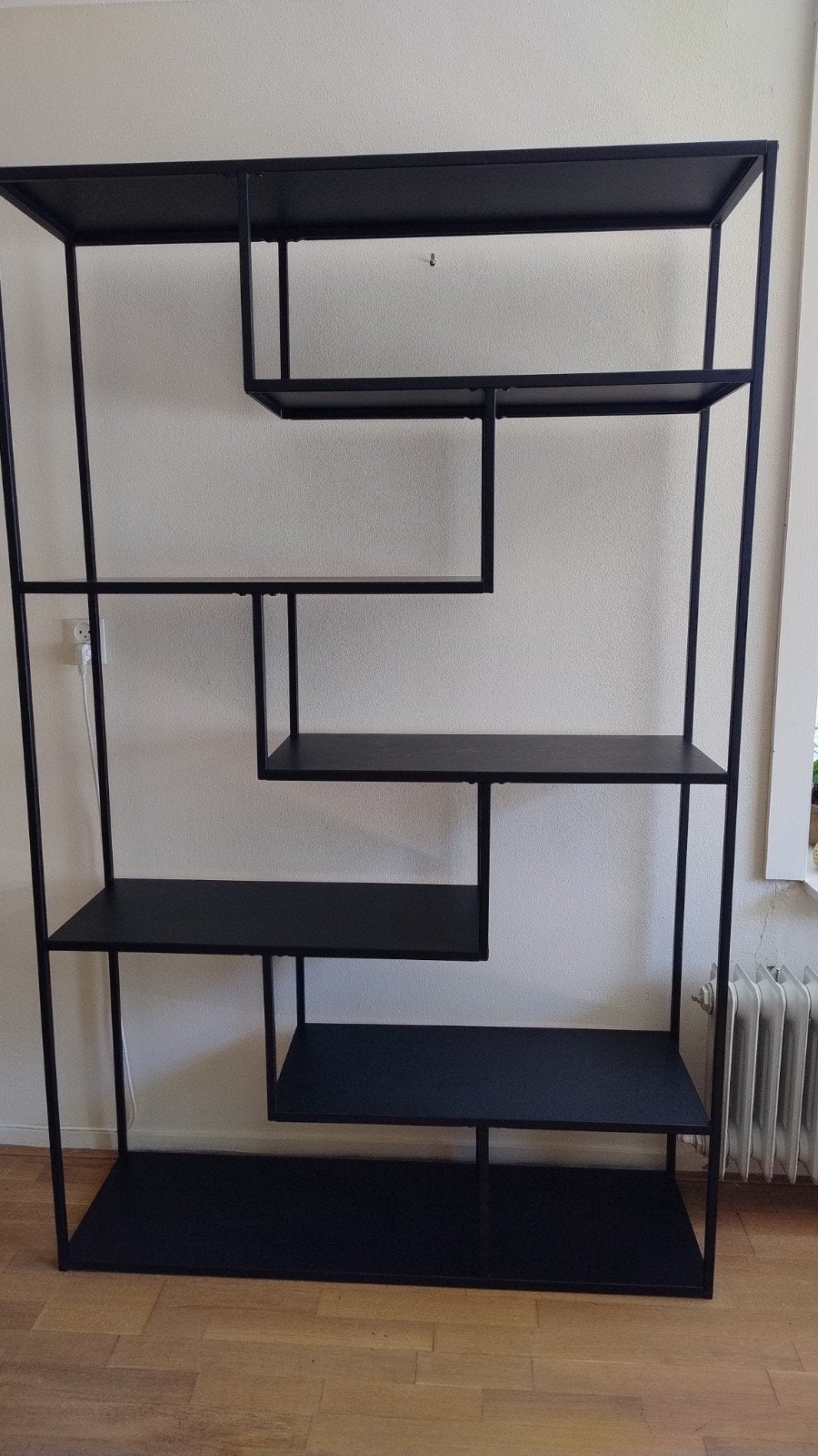 Zwarte schappenkast, Huis en Inrichting, Kasten | Wandmeubels, Ophalen, 25 tot 50 cm, Minder dan 150 cm, 150 tot 200 cm