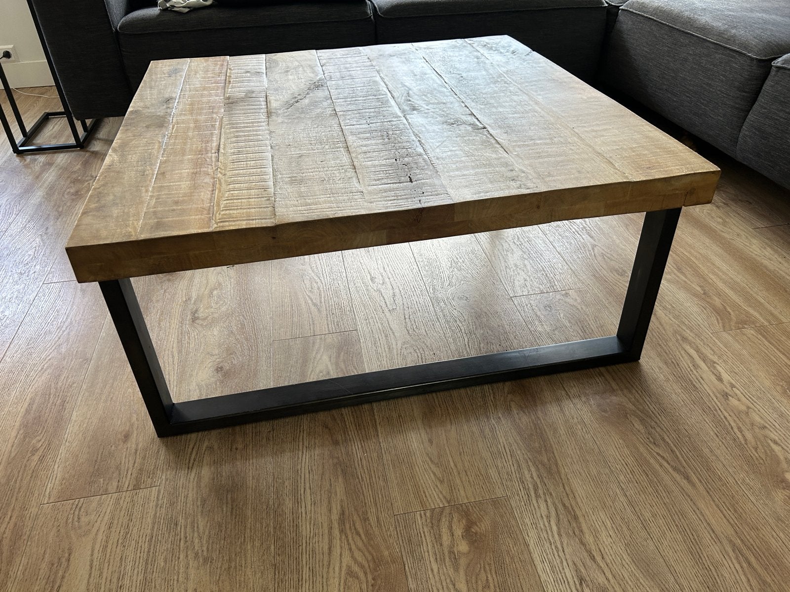 Salontafel mangohout 1x1m met gebruikerssporen, Ophalen, Gebruikt, 100 tot 150 cm, Vierkant