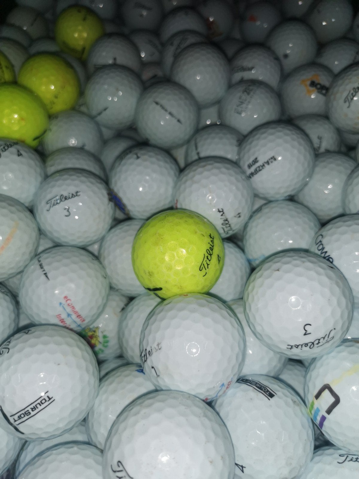 Titleist tour soft golfballen 50 stuks, Ophalen of Verzenden, Bal(len)