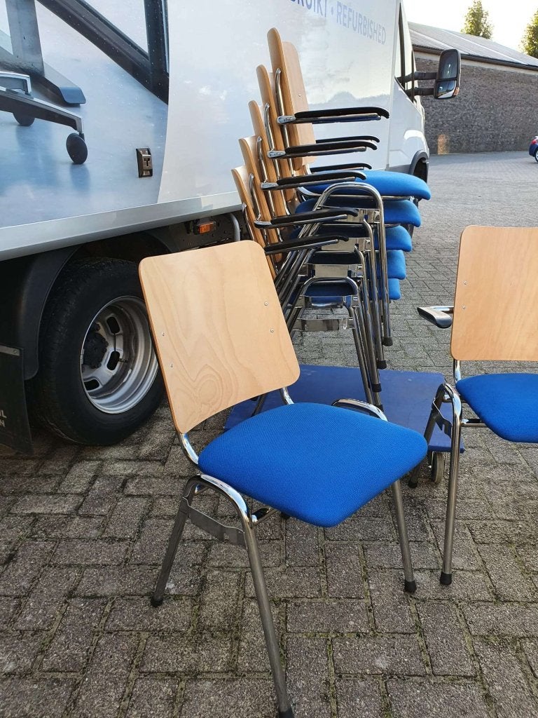 8x kantinestoel / vergaderstoel , stapelbaar en koppelbaar, VST, Blauw, Ophalen of Verzenden, Zo goed als nieuw