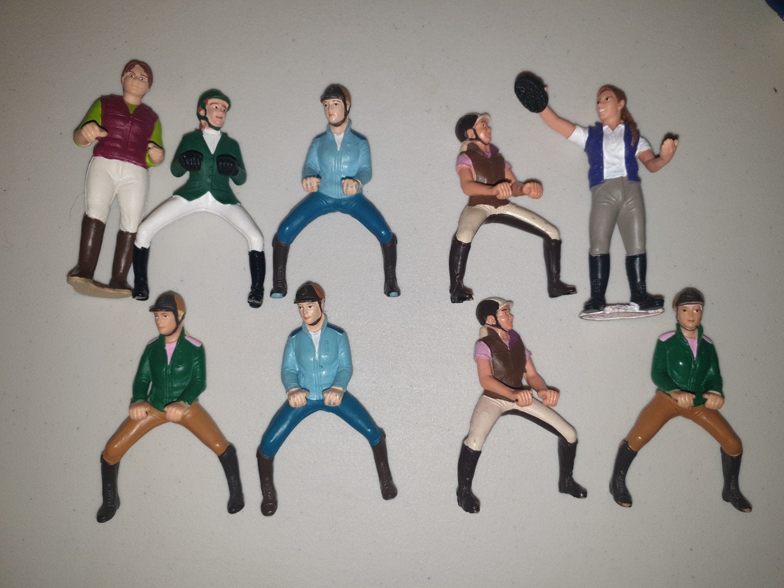 schleich poppetjes ruiters verzorgers, Ophalen of Verzenden, Zo goed als nieuw, Hond of Kat, Beeldje of Figuurtje