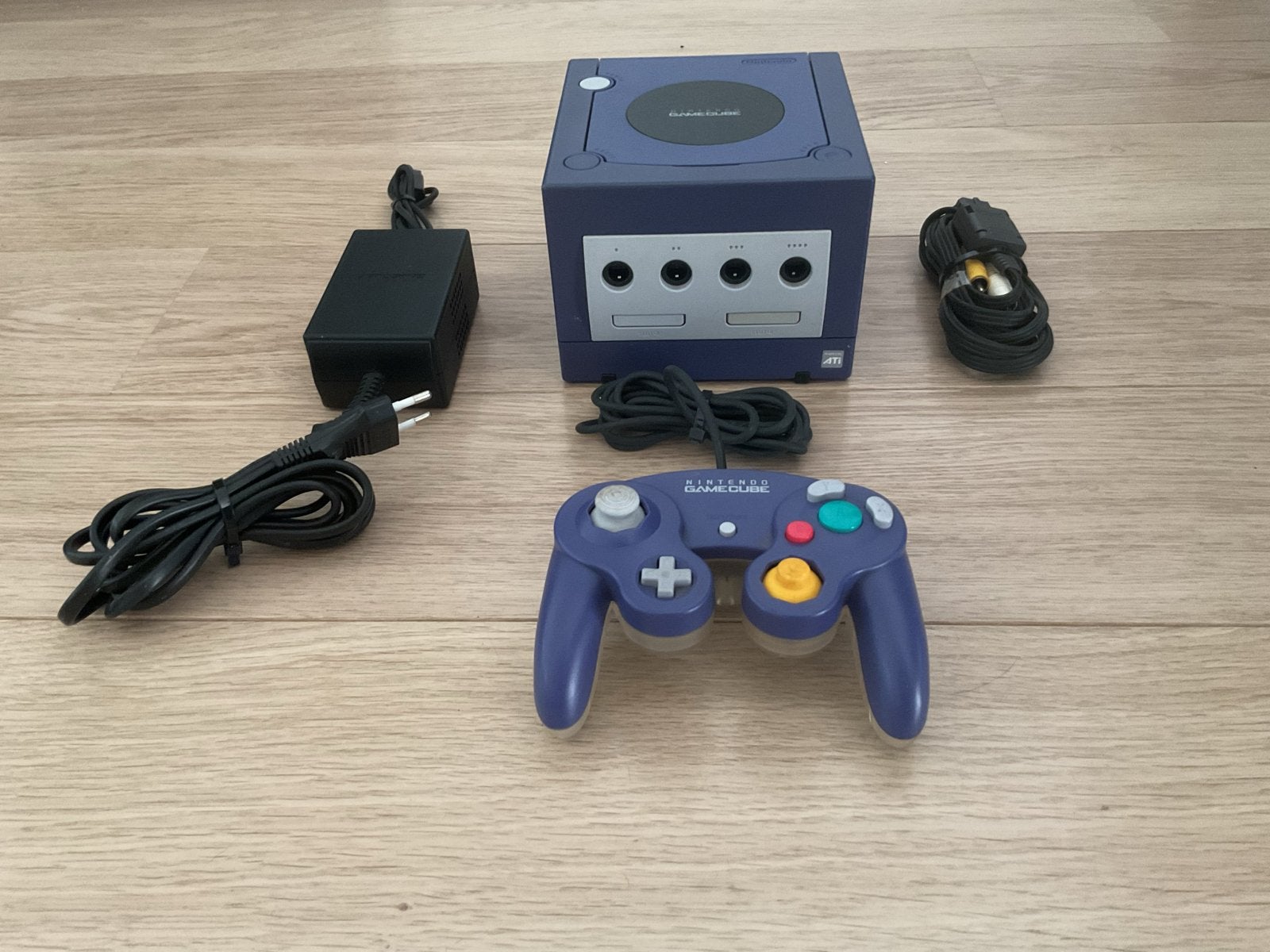 Nintendo GameCube met violet clear controller, Ophalen of Verzenden, Gebruikt, Paars, Met 1 controller