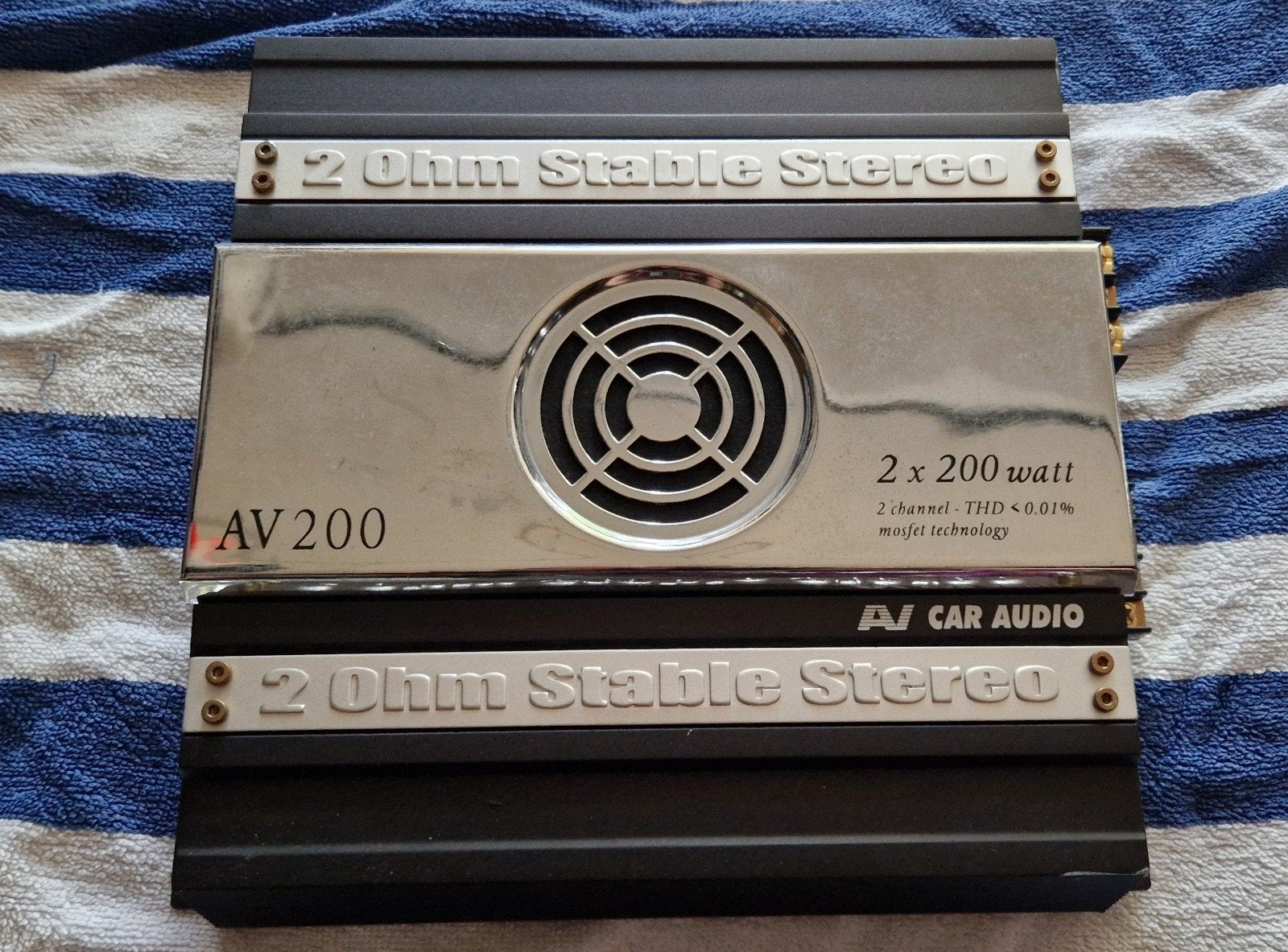 AV200 2 Ohm Stabiele Stereo Versterker - 2x200W Car Audio, Ophalen, Gebruikt