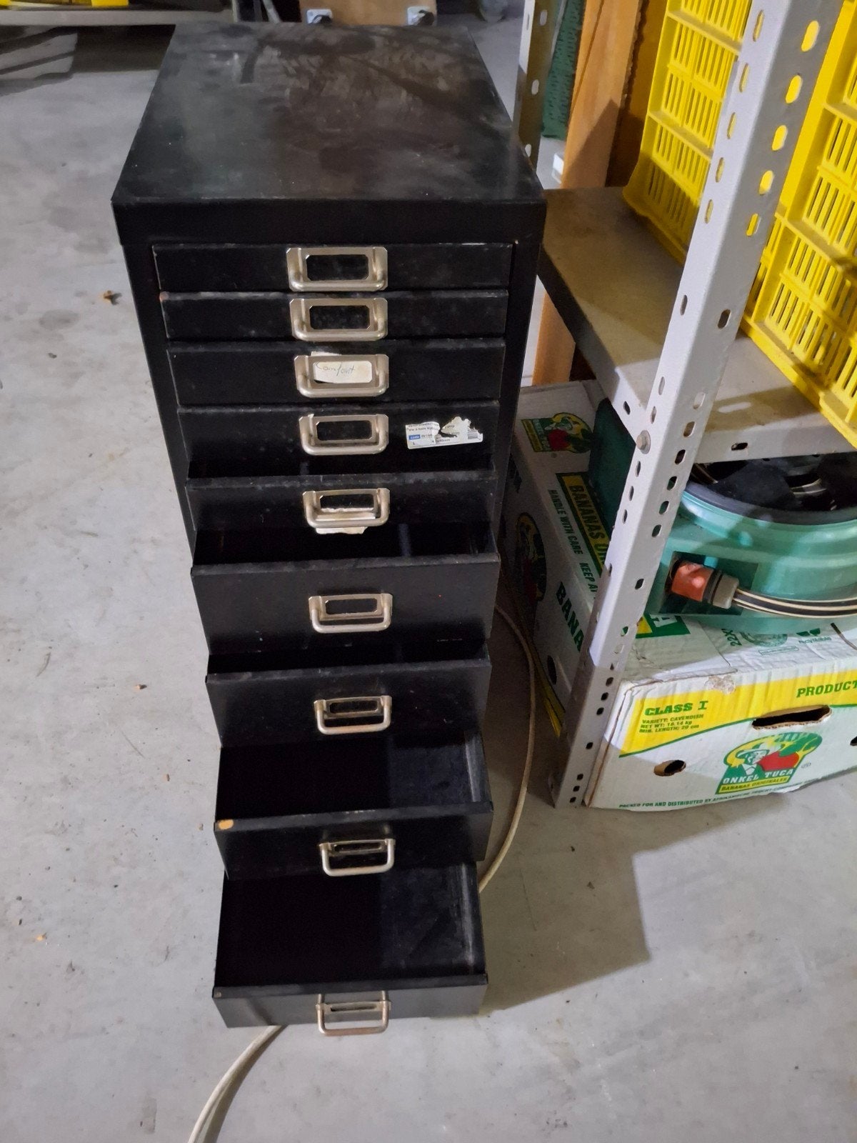 Vintage Zwarte Ladenkast met  9 Lades - Industrieel Design, Ophalen, Gebruikt