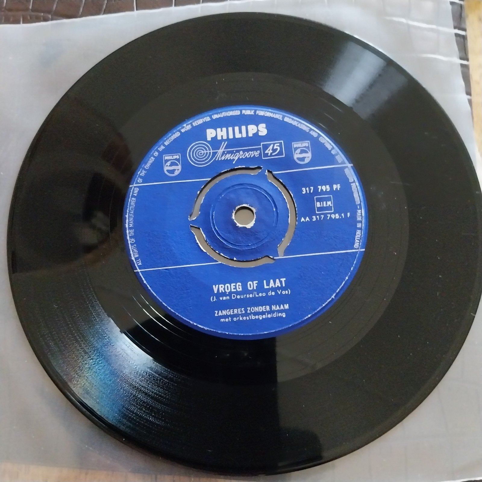 Philips Minigroove 45 -Vroeg of Laat / Ik Ga Pappie Tegemoet, Gebruikt, 7 inch, Ophalen of Verzenden, EP
